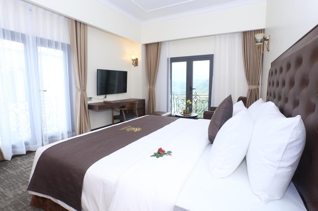 Phoenix Hotel Ha Giang Exterior photo